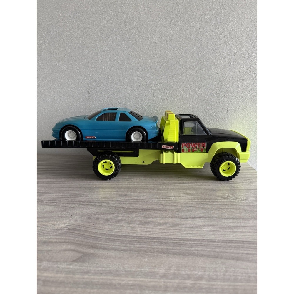 Vintage 1993 Tonka Power Lift Tow Truck with Green Tonka Car Working Big 19.5" L